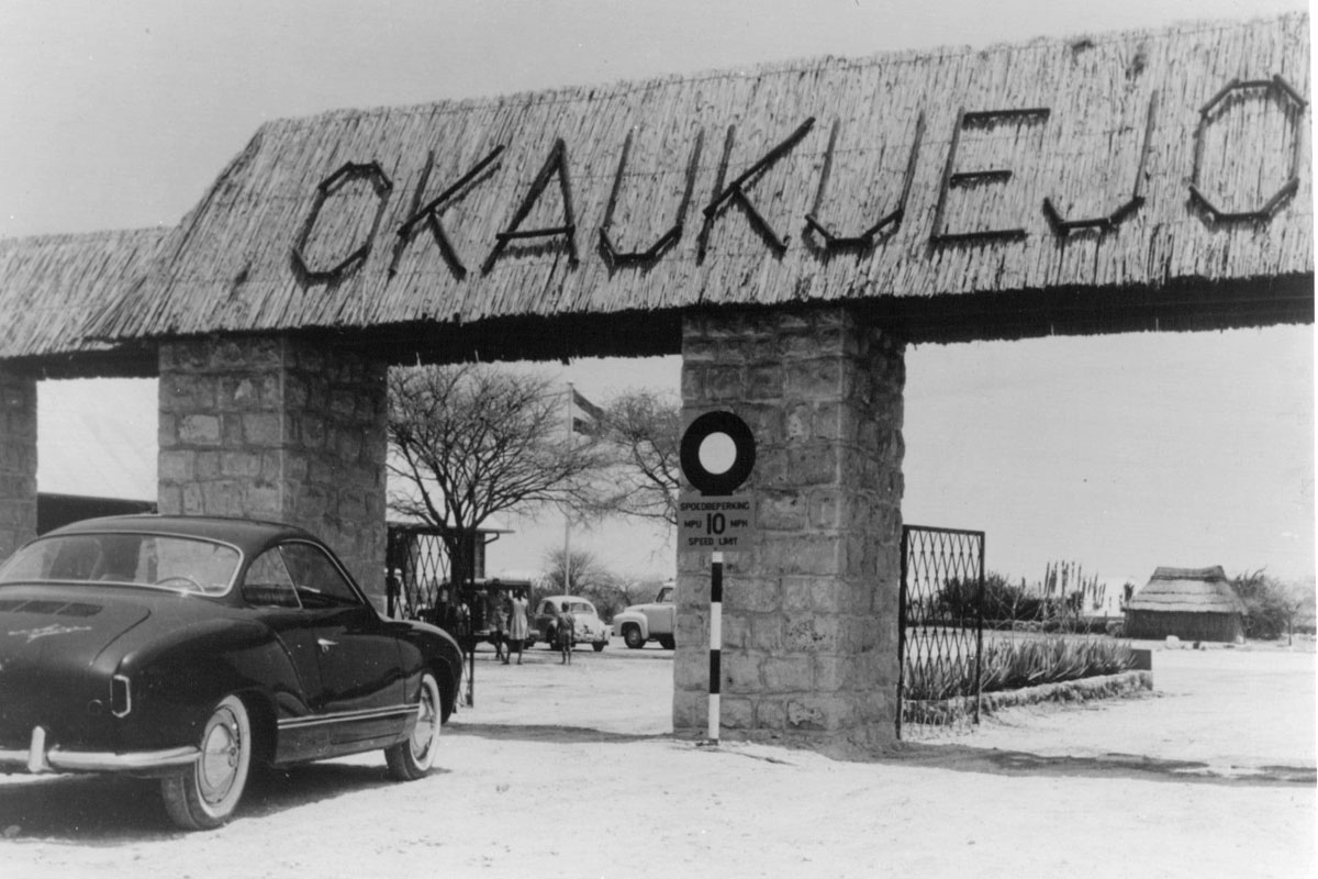 The Okaukuejo gate in the early days